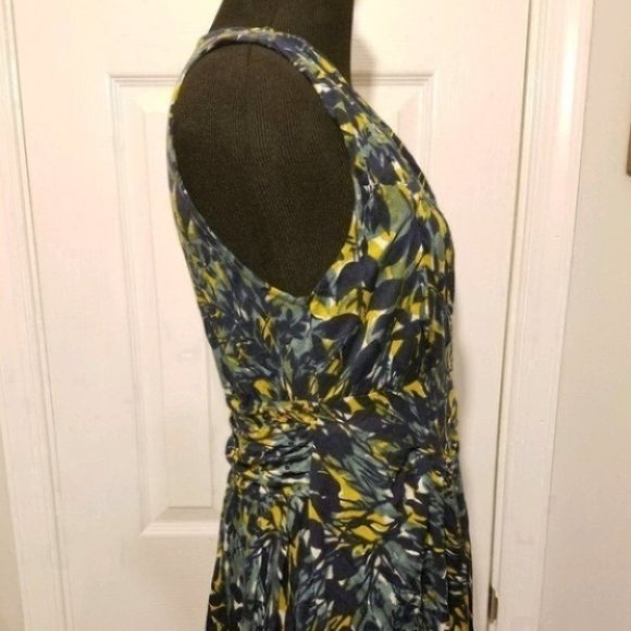 Anthro Deletta Dense Forest Leaf Print Hi Low Tank - Picture 7 of 8